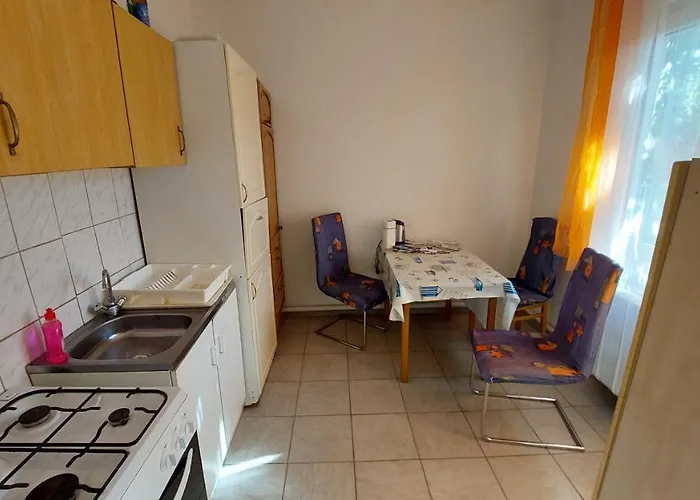 Malom-tavi Vendeghaz カントリーハウス タポルツァ